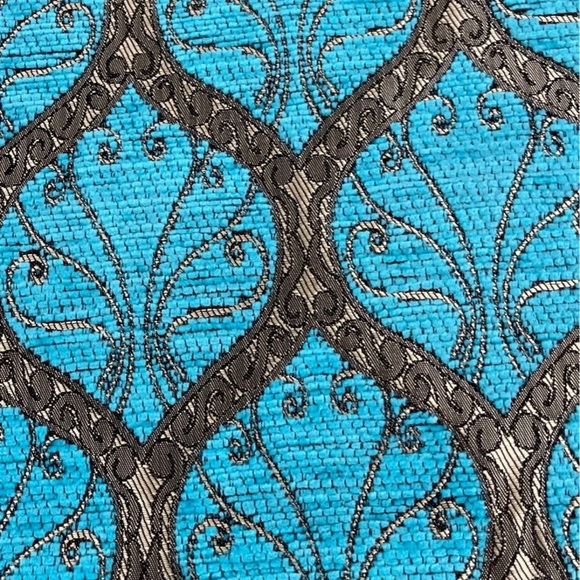 NWOT Custom Pillow Covering - Picture 3 of 8